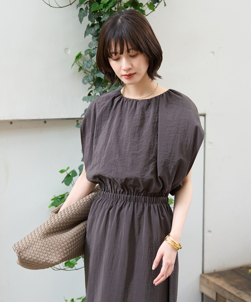 Rouge vif Anna（ルージュヴィフアンナ）の「ノースリーブワンピース（ワンピース・レディース・チャコールグレー/ブラック・フリー）」の22枚目の写真