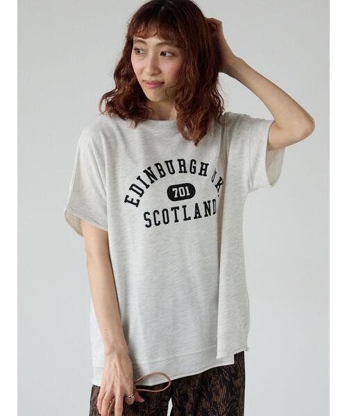 Lugnoncure（ルノンキュール）の「カレッジ風ロゴプリントミニ裏毛トップス（Tシャツ/カットソー・レディース・オフホワイト/ブルー/チャコールグレー・F）」の2枚目の写真