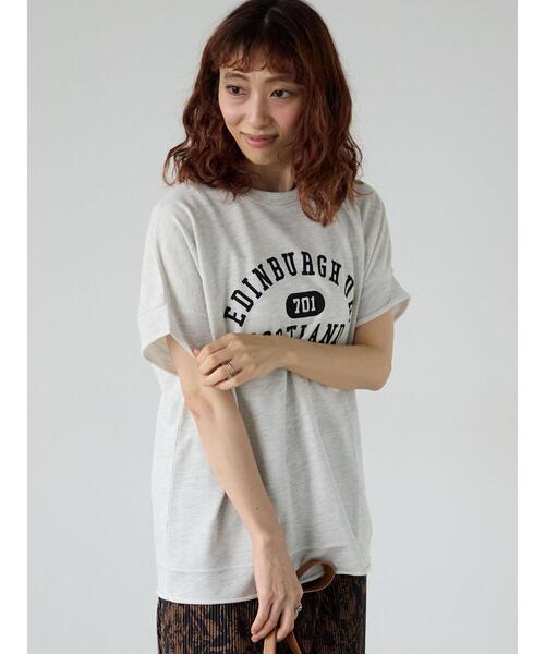 Lugnoncure（ルノンキュール）の「カレッジ風ロゴプリントミニ裏毛トップス（Tシャツ/カットソー・レディース・オフホワイト/ブルー/チャコールグレー・F）」の12枚目の写真