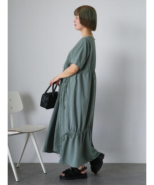 ehka sopo（エヘカソポ）の「ドロスト切り替えワンピース（ワンピース・レディース・ブラック/オフホワイト/グリーン・F）」の17枚目の写真