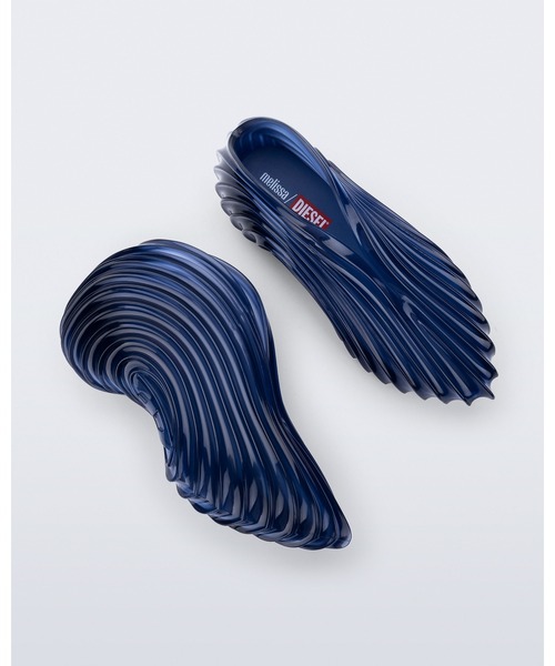 melissa（メリッサ）の「MELISSA QUANTUM SNEAKER X + DIESEL AD（スニーカー・レディース・ライトブルー/クリアレッド/クリアブラック/クリア・35-36/39/37/38/40/41-42）」の12枚目の写真