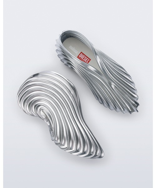 melissa（メリッサ）の「MELISSA QUANTUM SNEAKER X + DIESEL AD（スニーカー・レディース・ライトブルー/クリアレッド/クリアブラック/クリア・35-36/39/37/38/40/41-42）」の14枚目の写真