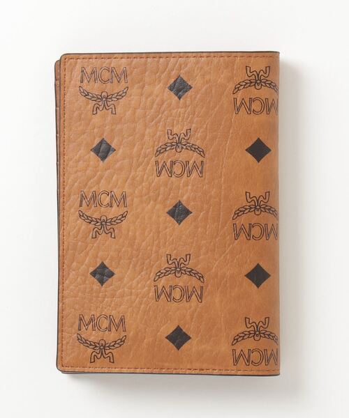 MCM(エムシーエム)の「OTTOMAR ヴィセトス パスポートホルダー(パスポートケース・メンズ・ブラウン・ONE SIZE)」の2枚目の写真