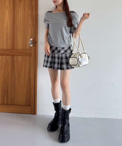 one after another NICE CLAUP(ワンアフターアナザーナイスクラップ)の「ロゴボストンバッグ(ショルダーバッグ・レディース・ブラック/ピンク/アイボリー・FREE)」の13枚目の写真