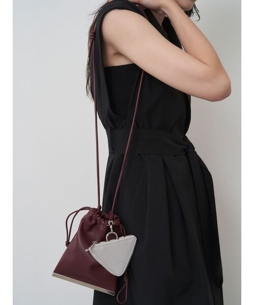 ELENDEEK(エレンディーク)の「マルチショルダーバッグ(ショルダーバッグ・レディース・ブラウン/シルバー/ボルドー/オフホワイト/ブラック・FREE)」の11枚目の写真