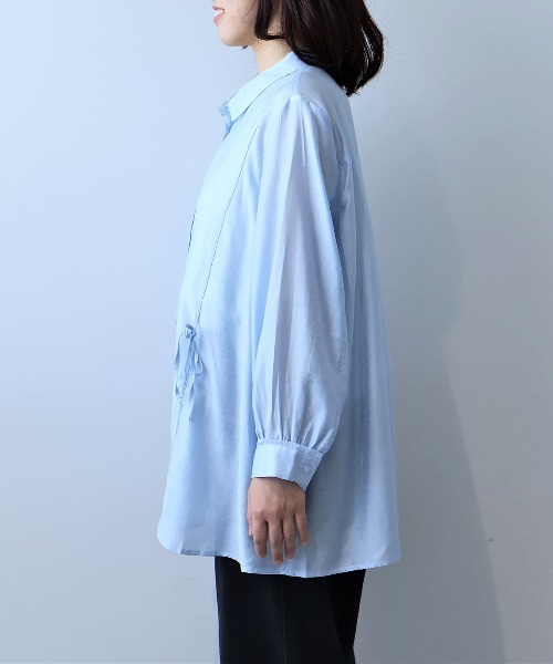 leswel(レスウェル)の「【L~5L 大きいサイズ】ポプリンフロントリボンシャツ(シャツ/ブラウス・レディース・チャコールグレー/クリーム/ブルー・L/LL/3L/4L/5L)」の15枚目の写真