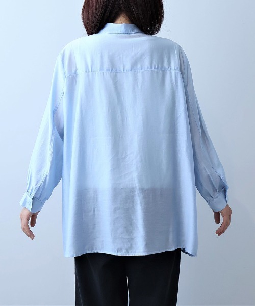 leswel(レスウェル)の「【L~5L 大きいサイズ】ポプリンフロントリボンシャツ(シャツ/ブラウス・レディース・チャコールグレー/クリーム/ブルー・L/LL/3L/4L/5L)」の16枚目の写真