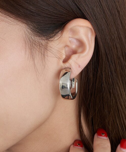 CIAOPANIC（チャオパニック）の「【Lumé/ルメ】メタルフープイヤリング（イヤリング・レディース・ゴールド/シルバー・FREE）」の7枚目の写真