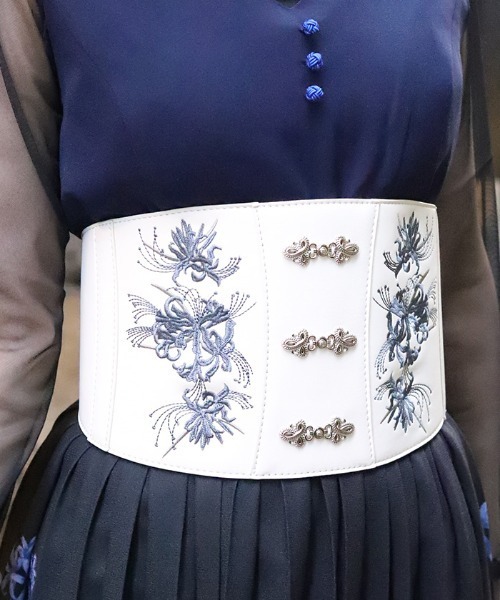 彼岸花刺繍コルセットベルト（ベルト）｜axes femme（アクシーズ