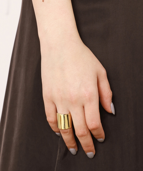 AP STUDIO(エーピーストゥディオ)の「【ARIANA BOUSSARD REIFEL】Atum ring(リング・レディース・ゴールド・11/13)」の9枚目の写真