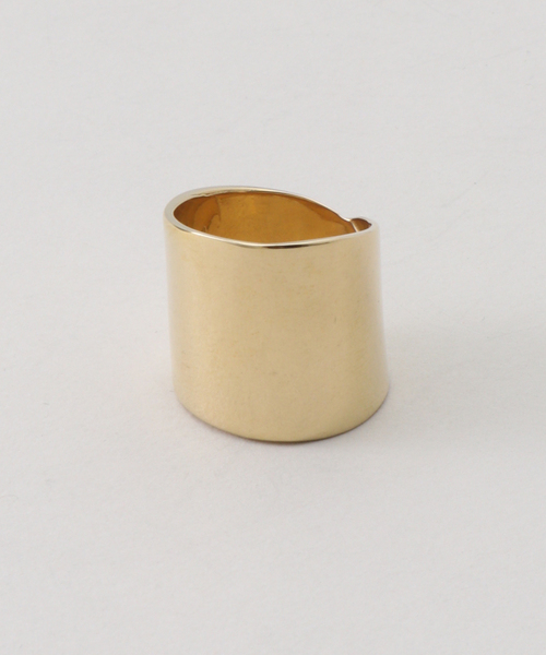 AP STUDIO(エーピーストゥディオ)の「【ARIANA BOUSSARD REIFEL】Atum ring(リング・レディース・ゴールド・11/13)」の2枚目の写真
