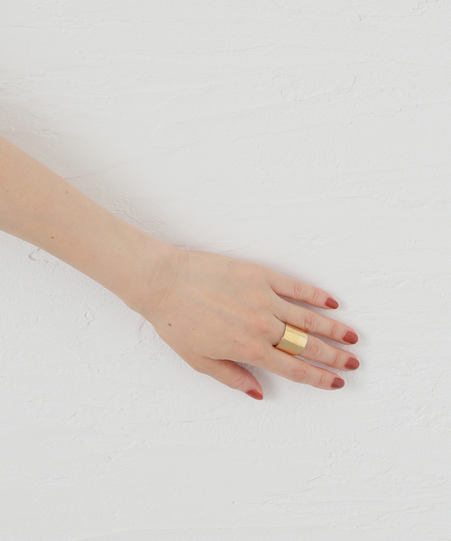AP STUDIO(エーピーストゥディオ)の「【ARIANA BOUSSARD REIFEL】Atum ring(リング・レディース・ゴールド・11/13)」の7枚目の写真
