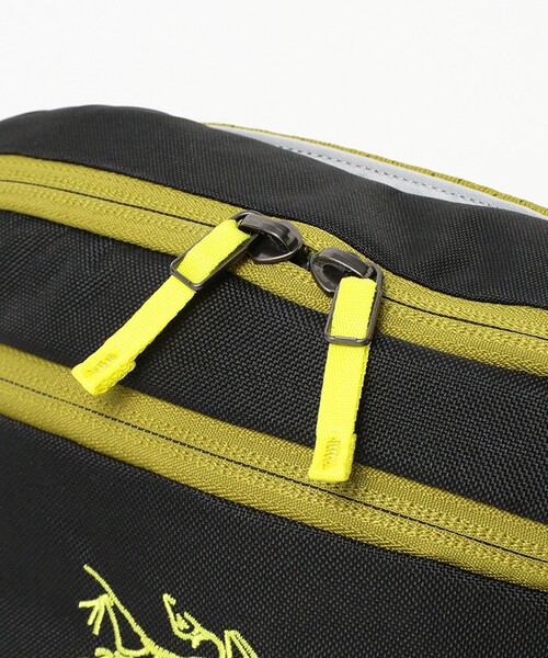 ARC'TERYX（アークテリクス）の「【EXCLUSIVE】ARC’TERYX / Mantis1（ショルダーバッグ・メンズ・ブラック・ONE SIZE）」の4枚目の写真