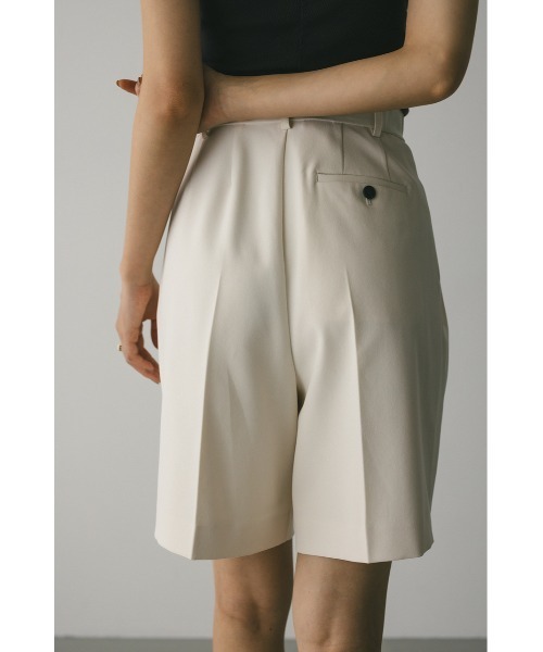 STYLEMIXER(スタイルミキサー)の「3タックハーフパンツ(その他パンツ・レディース・アイボリー/ブラック・SMALL/MEDIUM)」の7枚目の写真