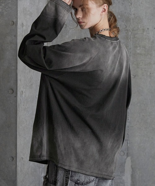 SERACE（セラス）の「【SERACE】Vintage design loose gradation long tee / ヴィンテージデザインルーズグラデーションロンT（Tシャツ/カットソー・メンズ・ライトグレー/ネイビー系/ブラック/ブラウン・S/L/M）」の6枚目の写真