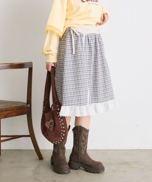 w closet（ダブルクローゼット）の「【25AW】チェックフリルミディスカート（スカート・レディース・オフホワイト/ネイビー・FREE）」の10枚目の写真