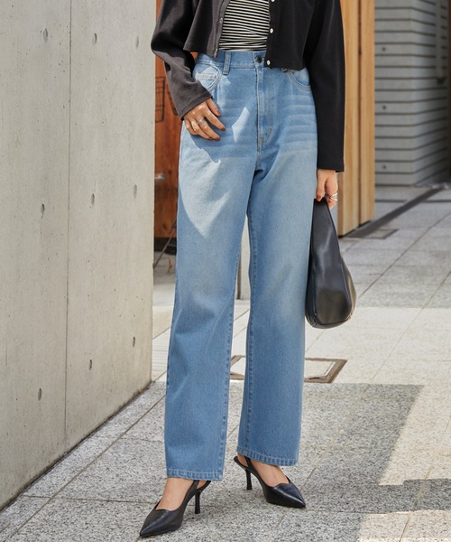 MONO-MART(モノマート)の「【サステナブル】ヴィンテージライク ハイウエストストレートデニムパンツ(デニムパンツ・レディース・ライトブルー/ワンウォッシュ/ブルー/ブラック系/インディゴブルー・L/M/S)」の3枚目の写真