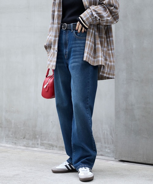 MONO-MART(モノマート)の「【サステナブル】ヴィンテージライク ハイウエストストレートデニムパンツ(デニムパンツ・レディース・ライトブルー/ワンウォッシュ/ブルー/ブラック系/インディゴブルー・L/M/S)」の16枚目の写真