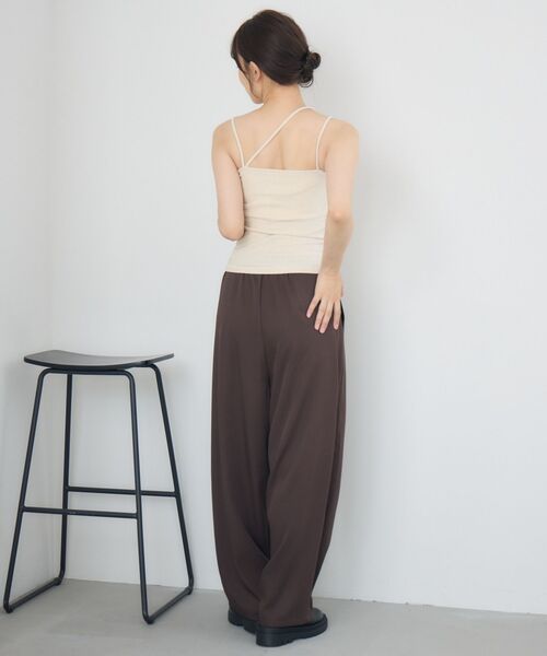 RETRO GIRL（レトロガール）の「ラメベロアカップ付キャミ（キャミソール・レディース・ナチュラル/ブラック/ブラウン・FREE）」の11枚目の写真