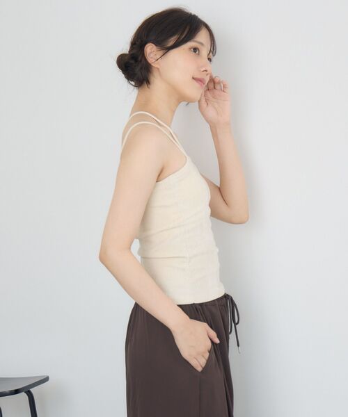 RETRO GIRL（レトロガール）の「ラメベロアカップ付キャミ（キャミソール・レディース・ナチュラル/ブラック/ブラウン・FREE）」の14枚目の写真