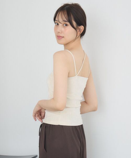 RETRO GIRL（レトロガール）の「ラメベロアカップ付キャミ（キャミソール・レディース・ナチュラル/ブラック/ブラウン・FREE）」の16枚目の写真