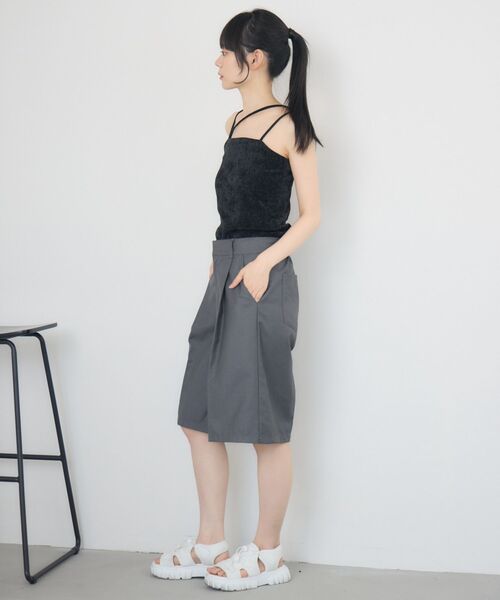 RETRO GIRL（レトロガール）の「ラメベロアカップ付キャミ（キャミソール・レディース・ナチュラル/ブラック/ブラウン・FREE）」の20枚目の写真