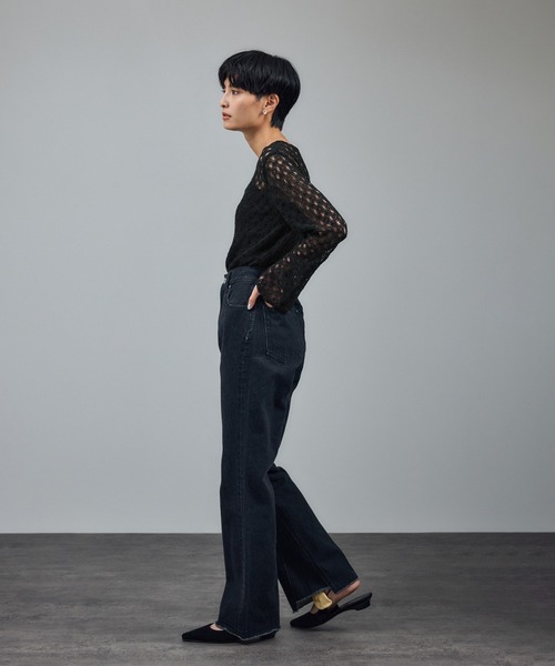 SALON adam et rope'(サロン アダム エ ロペ)の「ラッセルレースレイヤードブラウス / セットアップ対応(シャツ/ブラウス・レディース・オフホワイト/ブラック/グリーン系その他・FREE)」の7枚目の写真