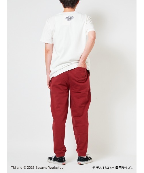 SESAME STREET(セサミストリート)の「【UNISEX】カレッジロゴ 裏毛ロングパンツ(その他パンツ・レディース・バーガンディー/グレー・M/L)」の4枚目の写真
