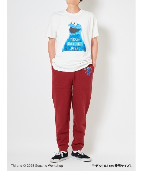 SESAME STREET(セサミストリート)の「【UNISEX】カレッジロゴ 裏毛ロングパンツ(その他パンツ・レディース・バーガンディー/グレー・M/L)」の5枚目の写真