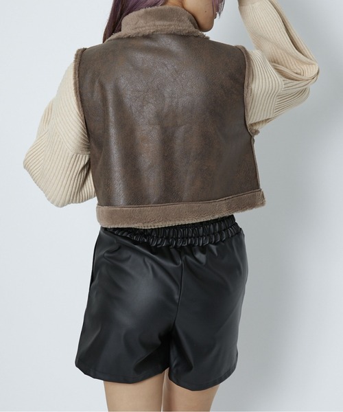 GORGE（ゴージ）の「《フェイクレザー×フェイクファー》レディース ジップベスト アウター レイヤード 秋冬（ベスト・レディース・ブラウン/ブラック・F）」の5枚目の写真