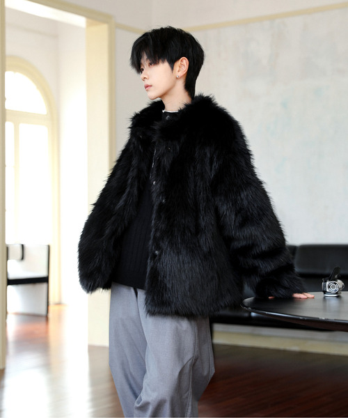 neos(ネオス)の「【neos】ルーズシルエット フェイクファー ボア ジャケット(ブルゾン・メンズ・ブラック・MEDIUM/LARGE/X-LARGE)」の9枚目の写真