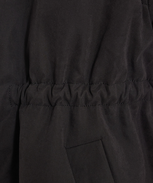 qualite（カリテ）の「ピーチパデッドブルゾン/冬服/春まで使いやすい/軽アウター/中綿/モンスターパーカー（ブルゾン・レディース・ブラック/ベージュ・38/36）」の9枚目の写真