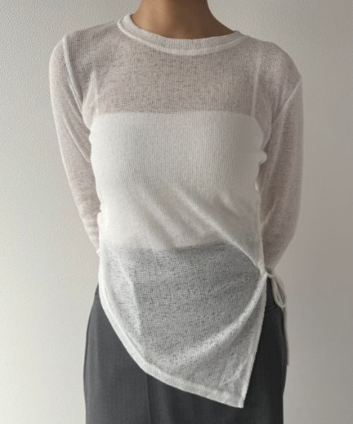 Geeong(ジーオン)の「【ZOZO限定】アシンメトリー シャーリング シアーニット(Tシャツ/カットソー・レディース・ライトブルー/グレー/ホワイト・FREE)」の3枚目の写真
