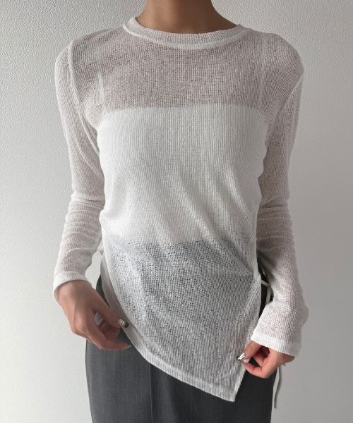 Geeong(ジーオン)の「【ZOZO限定】アシンメトリー シャーリング シアーニット(Tシャツ/カットソー・レディース・ライトブルー/グレー/ホワイト・FREE)」の4枚目の写真