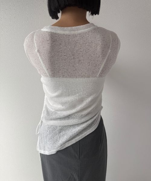 Geeong(ジーオン)の「【ZOZO限定】アシンメトリー シャーリング シアーニット(Tシャツ/カットソー・レディース・ライトブルー/グレー/ホワイト・FREE)」の8枚目の写真