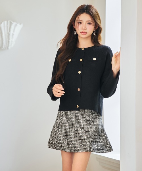 SAISON DE PAPILLON（セゾンドパピヨン）の「【高評価】レディース ノーカラーショート丈ニットカーディガン クルーネック ニットアウター高見え！（カーディガン/ボレロ・レディース・ブラック/チャコール/ベージュ・M/L）」の8枚目の写真