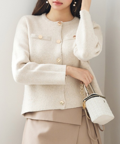 SAISON DE PAPILLON（セゾンドパピヨン）の「【高評価】レディース ノーカラーショート丈ニットカーディガン クルーネック ニットアウター高見え！（カーディガン/ボレロ・レディース・ブラック/チャコール/ベージュ・M/L）」の19枚目の写真