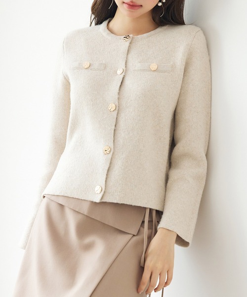 SAISON DE PAPILLON（セゾンドパピヨン）の「【高評価】レディース ノーカラーショート丈ニットカーディガン クルーネック ニットアウター高見え！（カーディガン/ボレロ・レディース・ブラック/チャコール/ベージュ・M/L）」の20枚目の写真