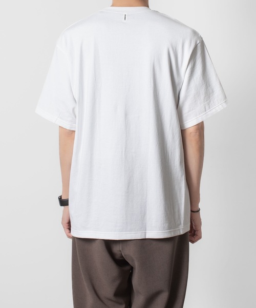 ATTACHMENT(アタッチメント)の「【LIMITED】PACK チューブTシャツ S/S / PACK 20/1 TUBE JERSEY S/S TEE(Tシャツ/カットソー・メンズ・ホワイト/ブラック・1/3/2)」の7枚目の写真