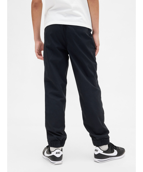 GAP(ギャップ)の「裏地付き ポプリンリラックスフィット ジョガーパンツ (キッズ)(その他パンツ・キッズ・ブラック系その他/ブルー系その他/グレー系その他/オフホワイト・140cm/130cm/160cm/150cm/120cm/110cm)」の18枚目の写真