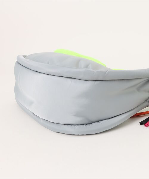 cheek(BAG)(チーク)の「round 2way shoulder / ショルダーバッグ(ショルダーバッグ・レディース・ホワイト/グレー/ブラック・FREE)」の17枚目の写真