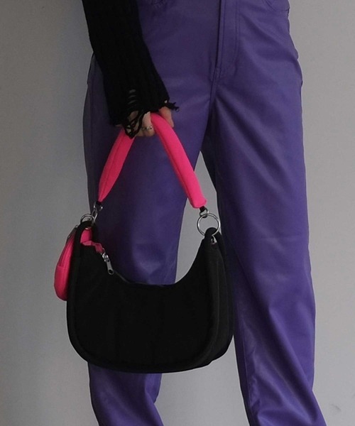 cheek(BAG)(チーク)の「round 2way shoulder / ショルダーバッグ(ショルダーバッグ・レディース・ホワイト/グレー/ブラック・FREE)」の9枚目の写真