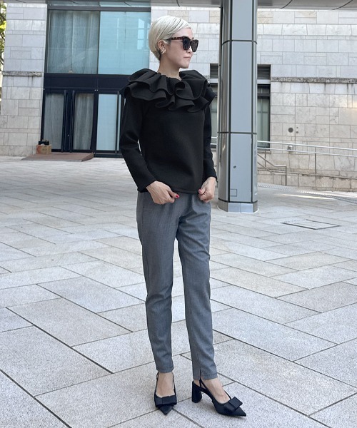 JENNE(ジェンヌ)の「日本製ギャザーフリルトレーナー(その他トップス・レディース・ブラック/ホワイト・LARGE/MEDIUM/SMALL)」の20枚目の写真