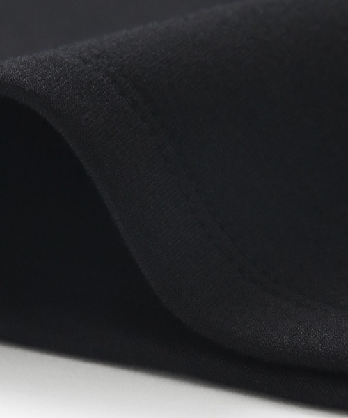 JENNE(ジェンヌ)の「日本製ギャザーフリルトレーナー(その他トップス・レディース・ブラック/ホワイト・LARGE/MEDIUM/SMALL)」の6枚目の写真