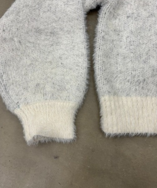 SHAGGIE（シャギー）の「ロゴ入りフェザーヤーンソフトタッチニット（ニット/セーター・レディース・ブラウン/ライトグレー/ホワイト・FREE）」の14枚目の写真