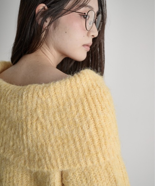 THE YOn(ザヨン)の「ウール混オフショルシャギーニット(ニット/セーター・レディース・イエロー/ブラウン/グレー/アイボリー・FREE)」の9枚目の写真