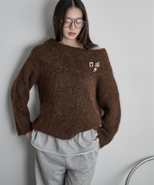 THE YOn(ザヨン)の「ウール混オフショルシャギーニット(ニット/セーター・レディース・イエロー/ブラウン/グレー/アイボリー・FREE)」の16枚目の写真