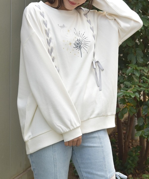 axes femme(アクシーズファム)の「編み上げアソート柄トレーナー(Tシャツ/カットソー・レディース・キナリ/ワイン/杢グレー・FREE)」の2枚目の写真