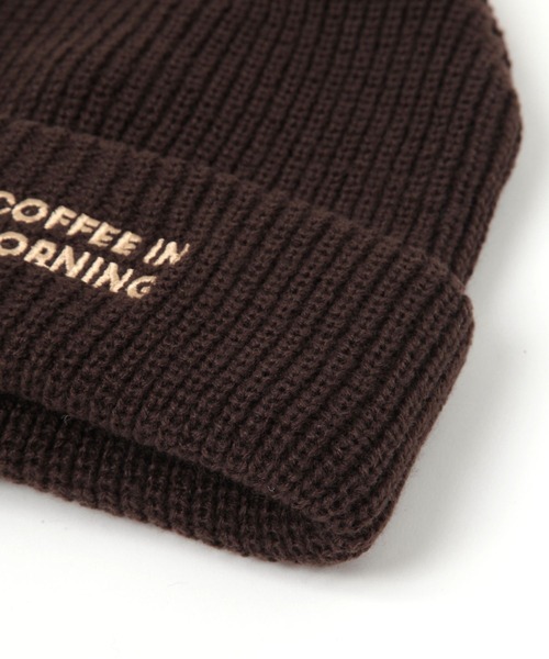 BAYFLOW（ベイフロー）の「フロント刺繍ニットワッチ（ニットキャップ/ビーニー・レディース・ブラック/ベージュ/ブラウン・FREE）」の5枚目の写真