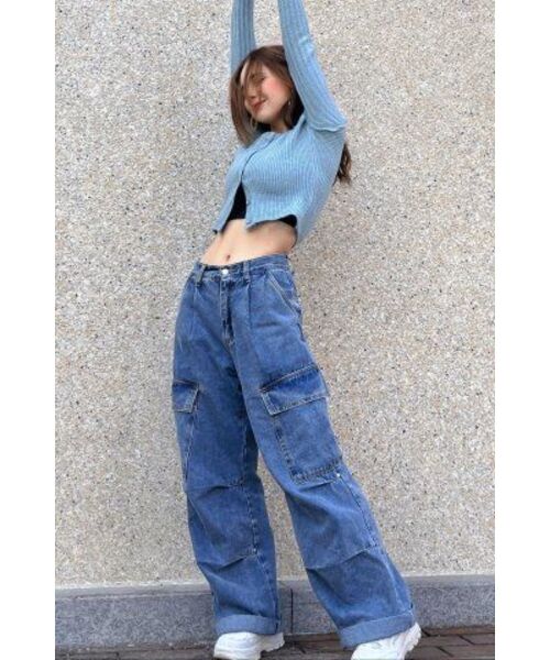 AVANDRESS(アバンドレス )の「Side Big Cargo Pants BLUE(デニムパンツ・レディース・ブルー・LARGE/MEDIUM/SMALL/X-SMALL/XX-SMALL)」の11枚目の写真